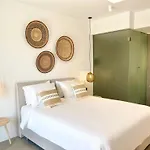 Mykonos Dot Apart-hotel 4*