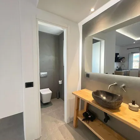 Mykonos Dot 아파트호텔 아노 메라