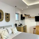 Mykonos Dot 4* Ano Mera